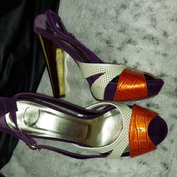 Just Cavalli - Picture 1 of 2